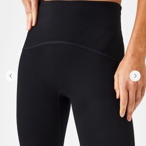 SPANXshape Booty Boost 7/8 Leggings